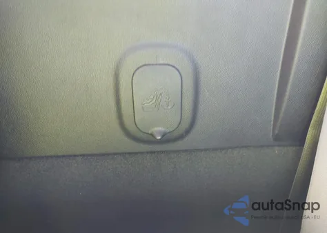 2016 Chevrolet Silverado 1500 Wt z USA, uszkodzony, nr VIN 1GCNCNEHXGZ419052